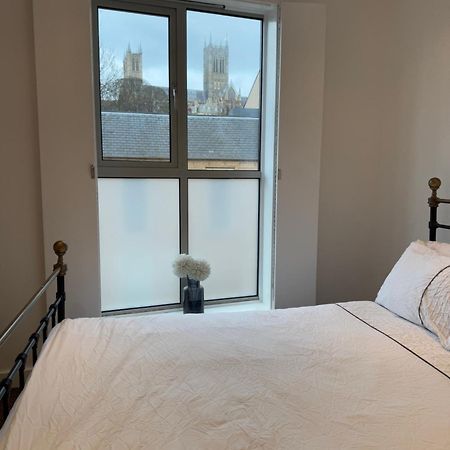 לינקולן Central, Modern And Peaceful, Lovely Cathedral Views, Two-Bed Apartment With 40" Smart Tv & Free Onsite Parking מראה חיצוני תמונה