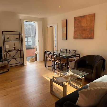 לינקולן Central, Modern And Peaceful, Lovely Cathedral Views, Two-Bed Apartment With 40" Smart Tv & Free Onsite Parking מראה חיצוני תמונה